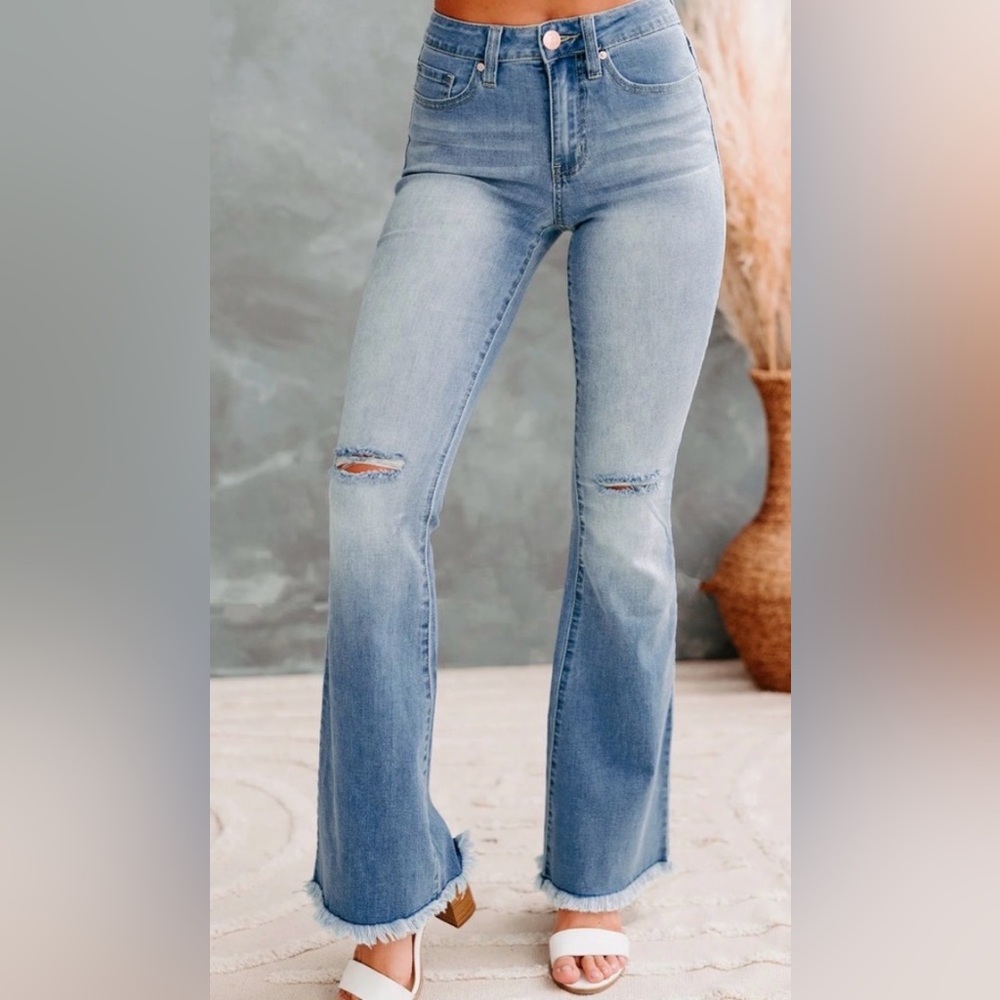 YMI With Love High Rise Flare Jeans Light Wash Distressed Raw Hem Size 5/27